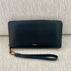 Fossil Black Leather Wristlet Wallet